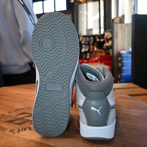 PUMA SAFETY 63.206.0 HERITAG エアツイスト 2.0 Gray Mid H&L